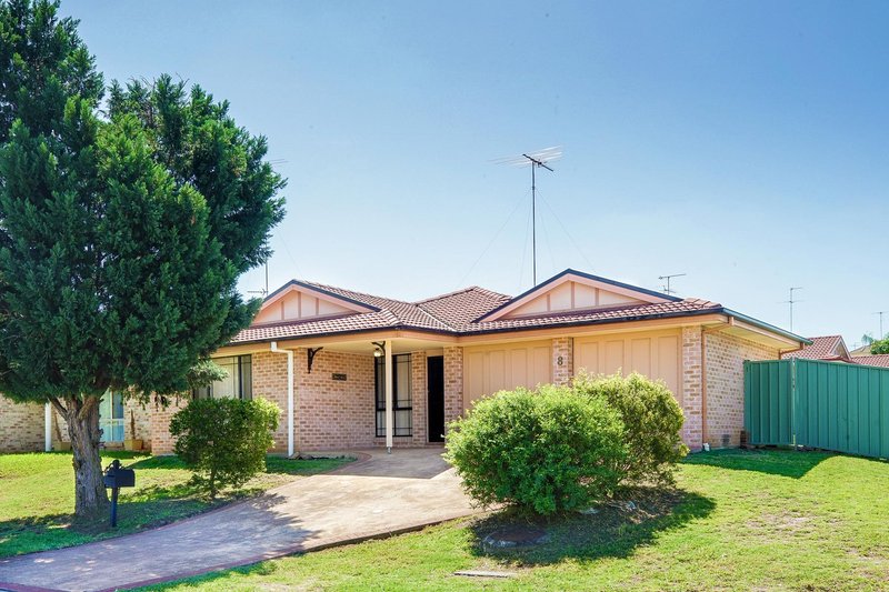 8 Englewood Way, Glenmore Park NSW 2745