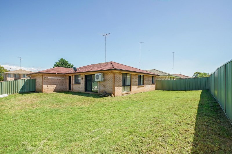 Photo - 8 Englewood Way, Glenmore Park NSW 2745 - Image 7