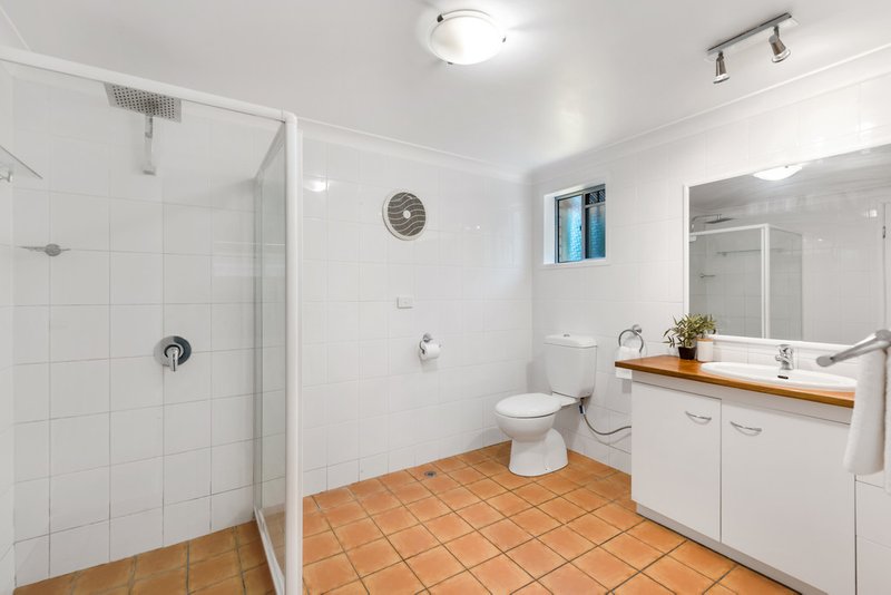 Photo - 8 Eranga Street, The Gap QLD 4061 - Image 17