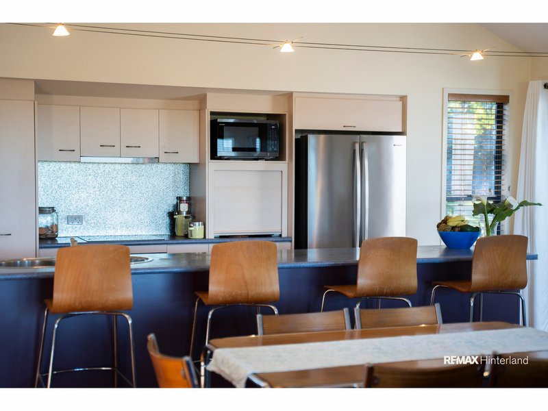 Photo - 8 Esmaurel Close, Mapleton QLD 4560 - Image 16