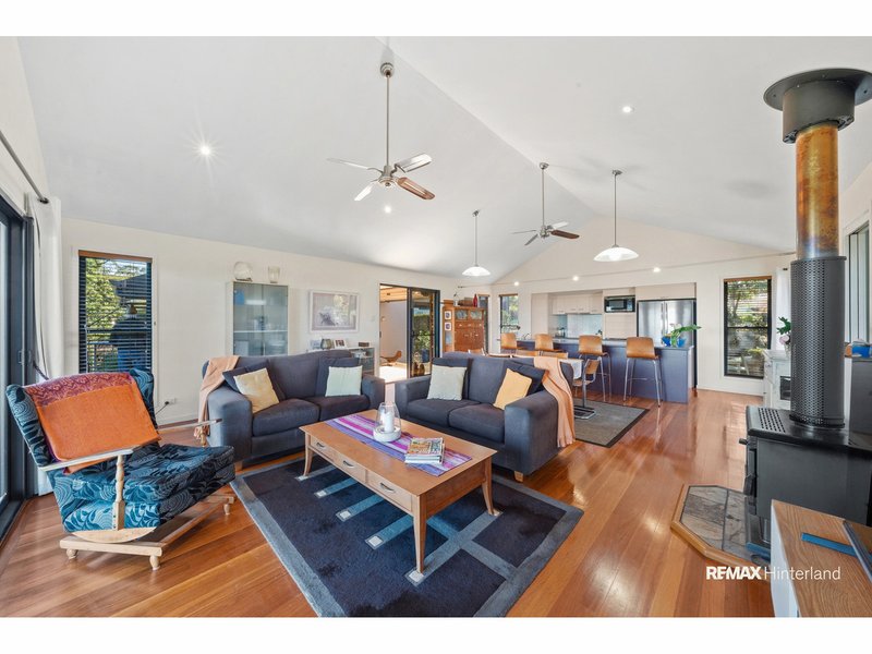 Photo - 8 Esmaurel Close, Mapleton QLD 4560 - Image 17