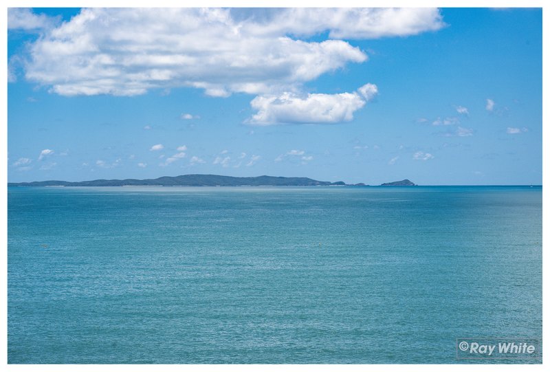 Photo - 8 Esplanade , Cooee Bay QLD 4703 - Image 17