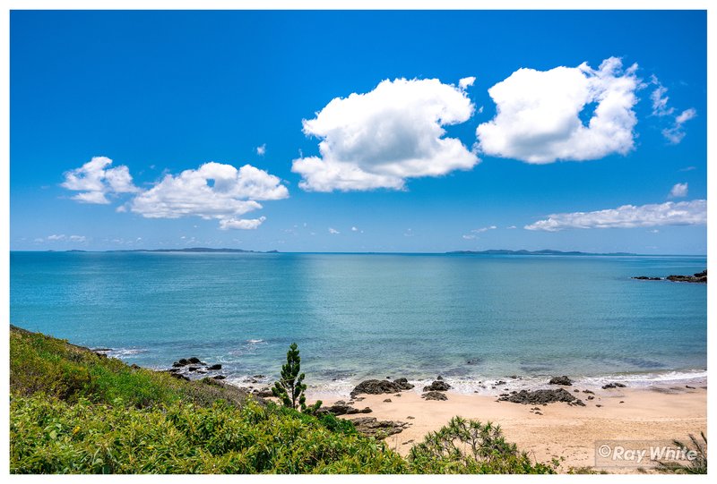 Photo - 8 Esplanade , Cooee Bay QLD 4703 - Image 18