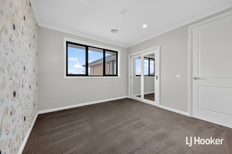 Photo - 8 Eugene Street, Tarneit VIC 3029 - Image 21