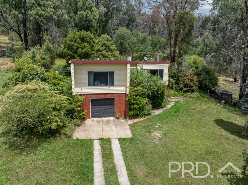 8 Eurabbie Street, Batlow NSW 2730