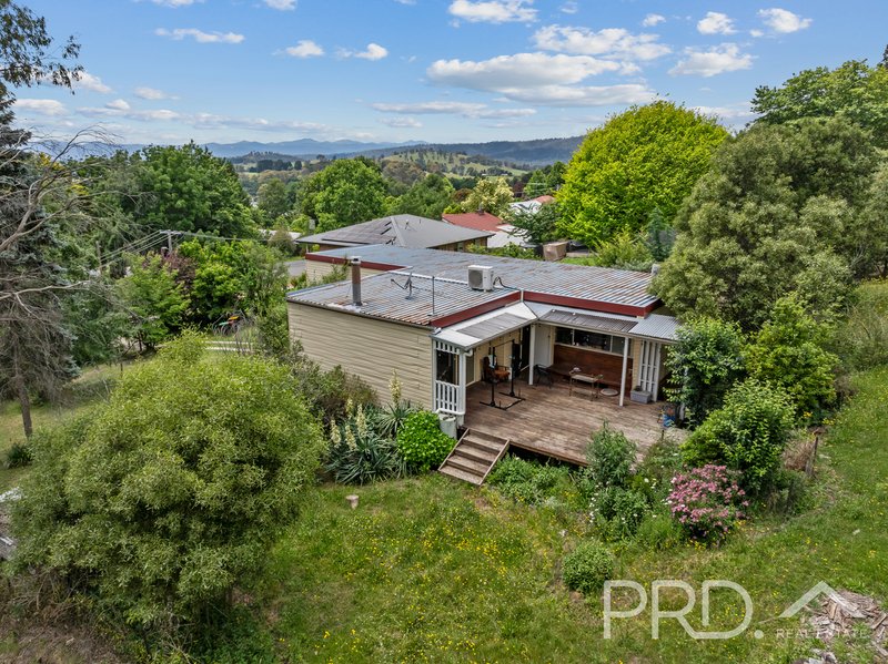 Photo - 8 Eurabbie Street, Batlow NSW 2730 - Image 11