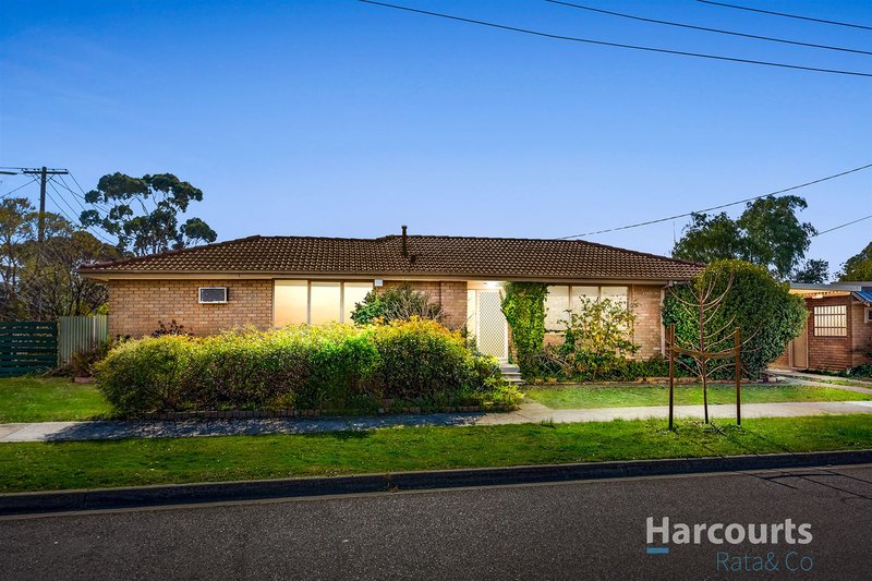 Photo - 8 Eva Place, Epping VIC 3076 - Image 1