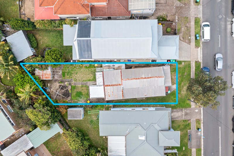 Photo - 8 Evans Street, Freshwater NSW 2096 - Image 6