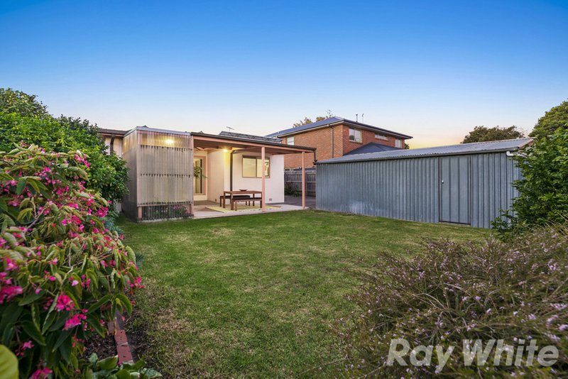 Photo - 8 Evesham Road, Cheltenham VIC 3192 - Image 15