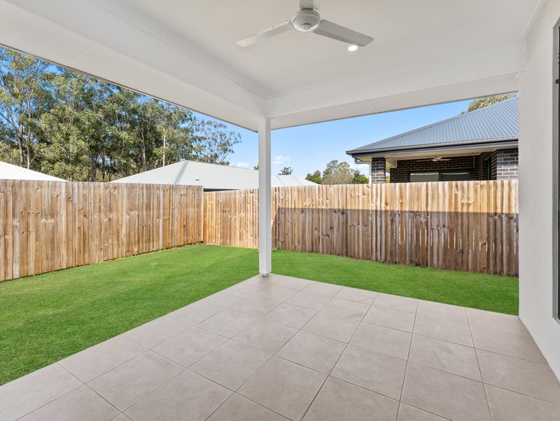 Photo - 8 Experiment Street, Redbank Plains QLD 4301 - Image 14