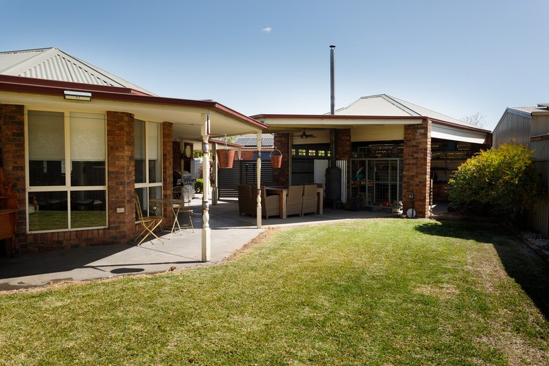 Photo - 8 Fairway Close, Tatura VIC 3616 - Image 16