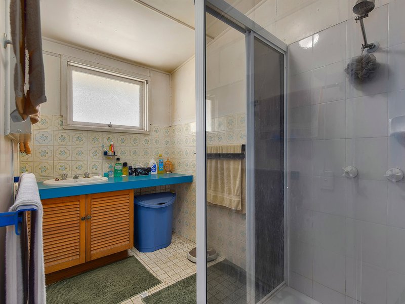 Photo - 8 Farrant Street, Stafford Heights QLD 4053 - Image 8