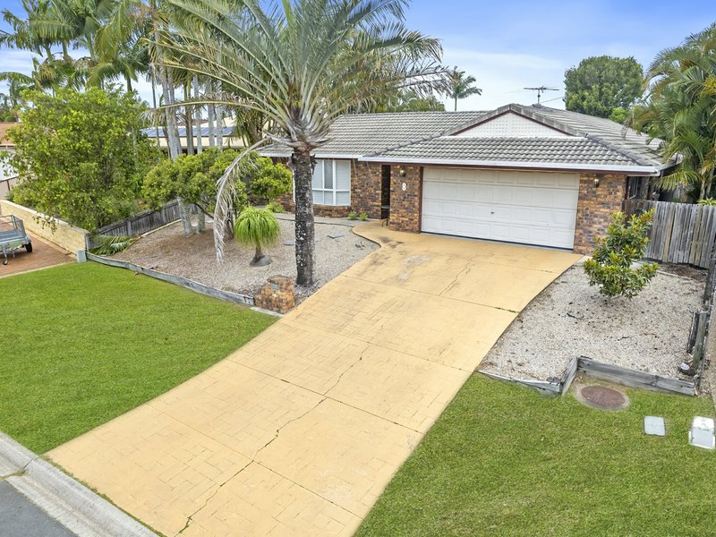 8 Fathom Court, Banksia Beach QLD 4507