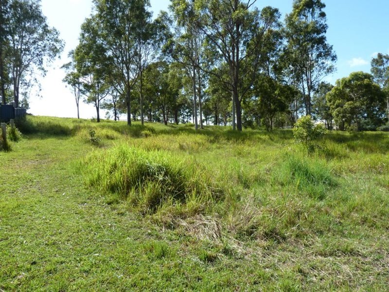 Photo - 8 Federation Drive, Hallidays Point NSW 2430 - Image 7