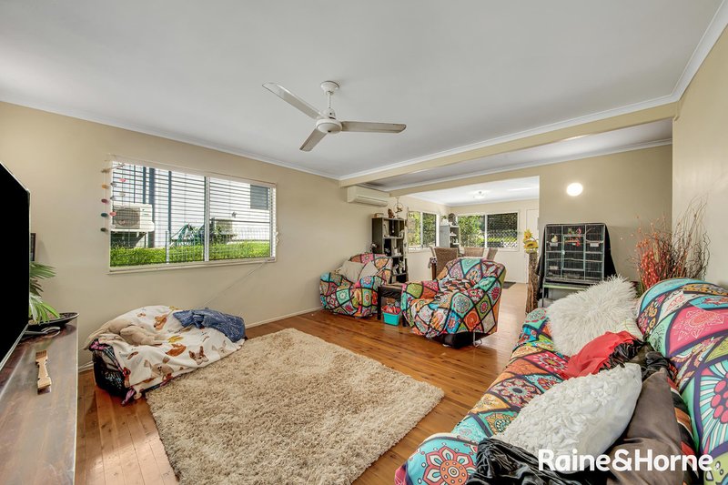 Photo - 8 Ferguson Crescent, West Gladstone QLD 4680 - Image 4