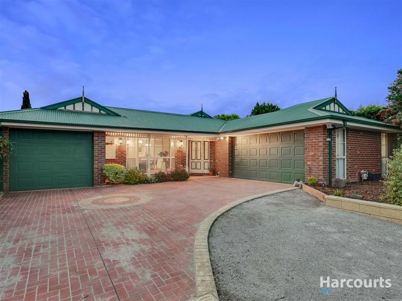 8 Ferrier Court, Rowville VIC 3178