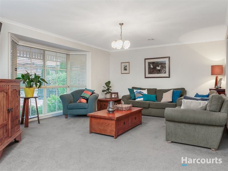 Photo - 8 Ferrier Court, Rowville VIC 3178 - Image 2