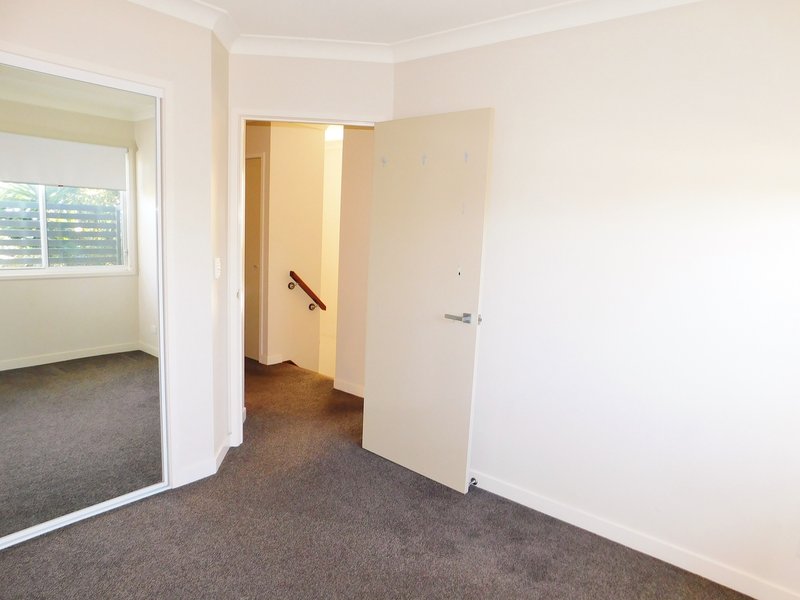 Photo - 8 Fielding Street, Mount Gravatt QLD 4122 - Image 6