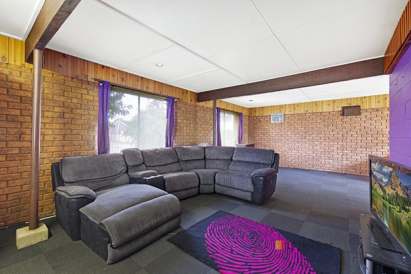 Photo - 8 Fifth Avenue, Toukley NSW 2263 - Image 5