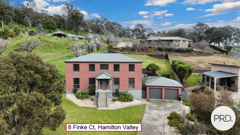 Photo - 8 Finke Court, Hamilton Valley NSW 2641 - Image 2