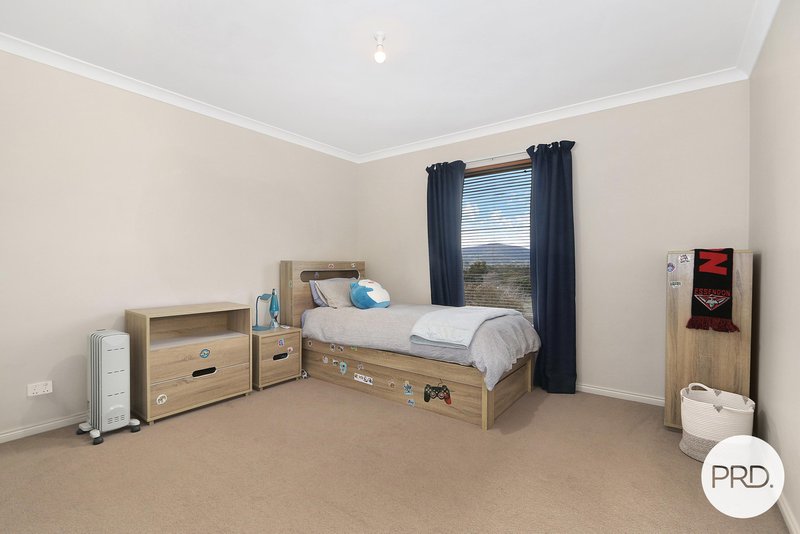 Photo - 8 Finke Court, Hamilton Valley NSW 2641 - Image 16