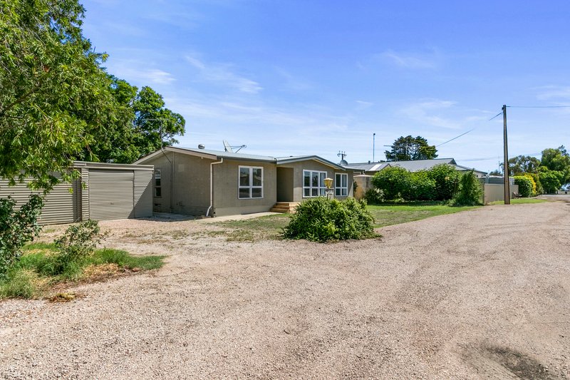 Photo - 8 First Street, Arthurton SA 5572 - Image 4