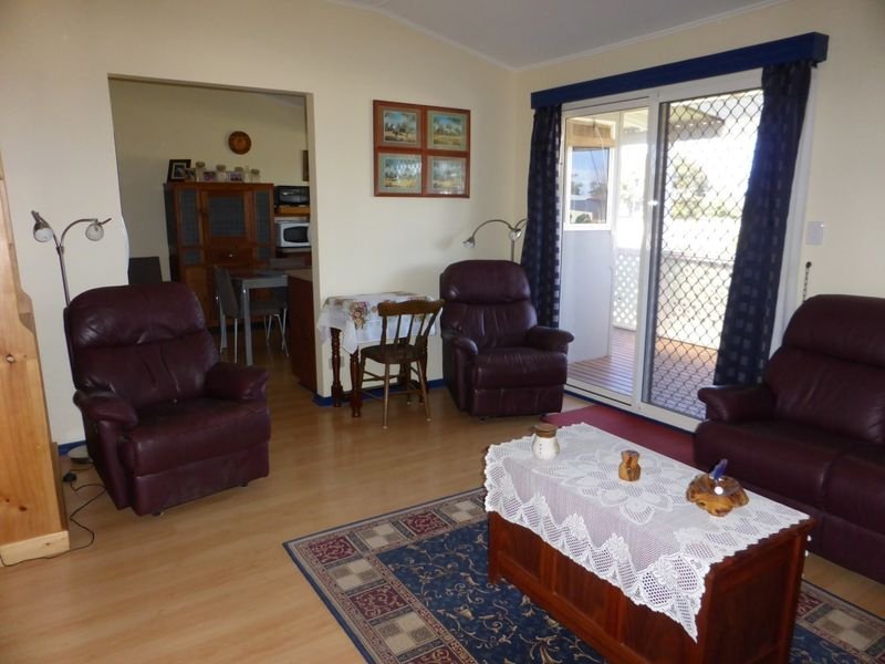 Photo - 8 First Street, Wool Bay SA 5575 - Image 6