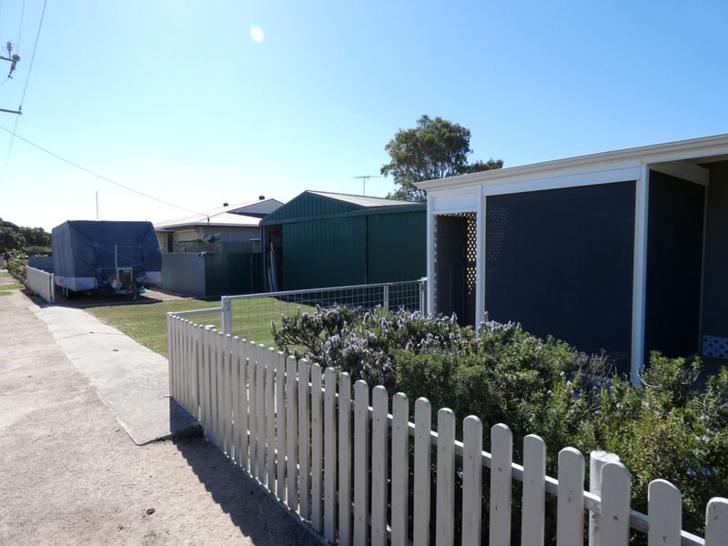 Photo - 8 First Street, Wool Bay SA 5575 - Image 22