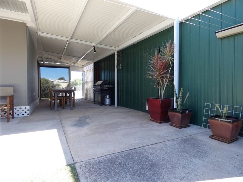 Photo - 8 First Street, Wool Bay SA 5575 - Image 23