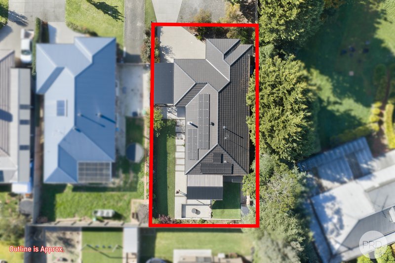 Photo - 8 Fish Court, Ballan VIC 3342 - Image 16