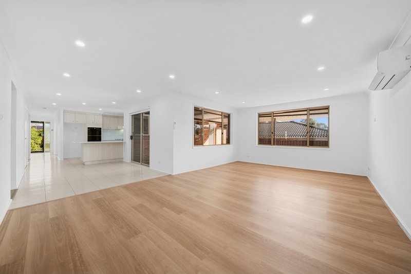 Photo - 8 Fitzroy Close, Hinchinbrook NSW 2168 - Image 3