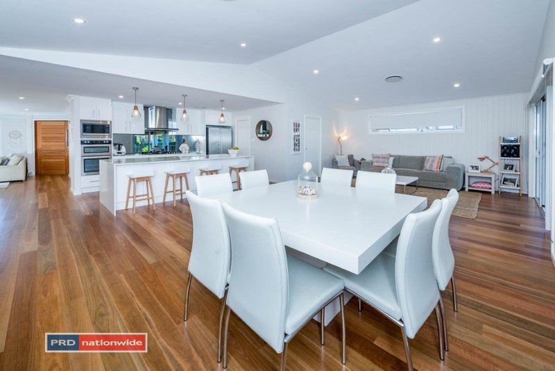 Photo - 8 Fitzroy Street, Anna Bay NSW 2316 - Image 10