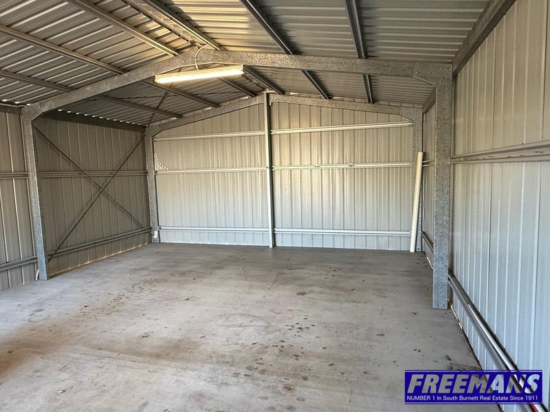 Photo - 8 Flag Street, Nanango QLD 4615 - Image 17