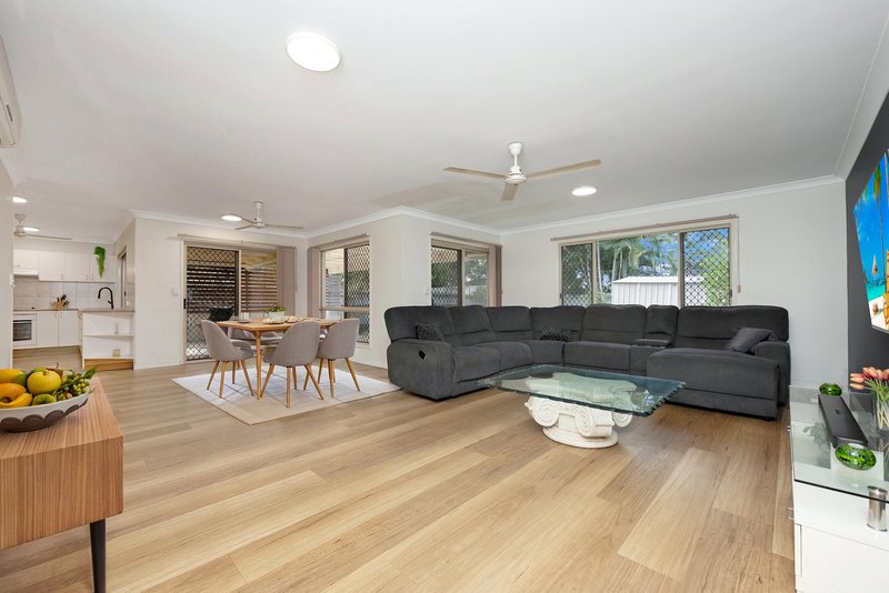 Photo - 8 Flame Court, Kirwan QLD 4817 - Image 2