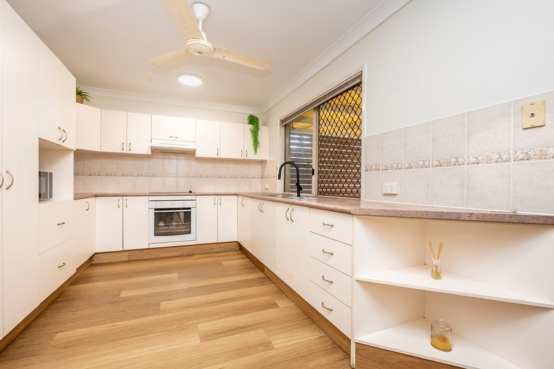 Photo - 8 Flame Court, Kirwan QLD 4817 - Image 3