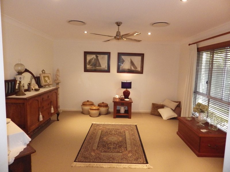 Photo - 8 Flame Tree Ct , Palmwoods QLD 4555 - Image 2