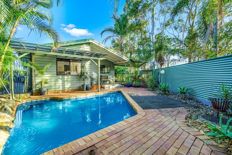 8 Flaminia Street, Currumbin Waters QLD 4223