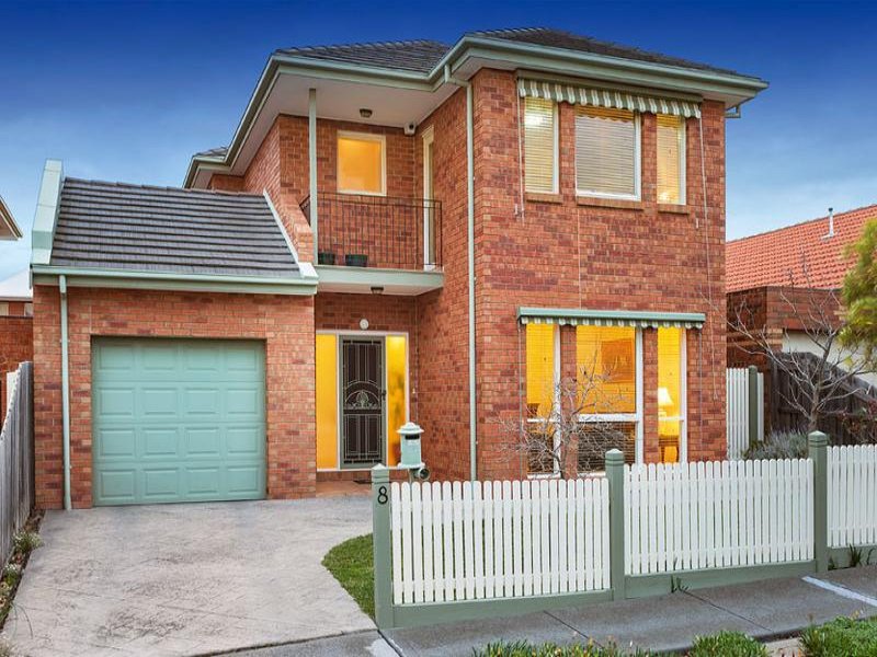 8 Flemming Avenue, Maribyrnong VIC 3032