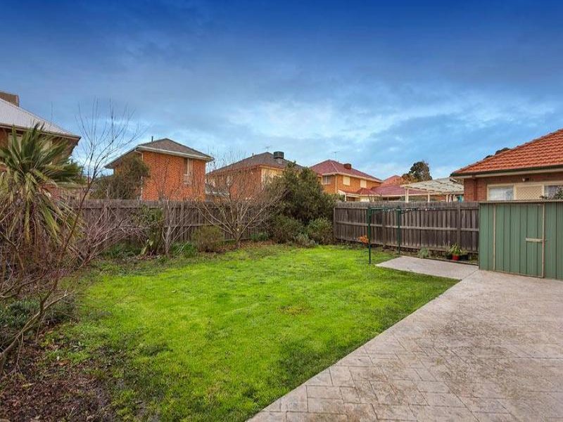 Photo - 8 Flemming Avenue, Maribyrnong VIC 3032 - Image 9