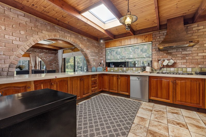 Photo - 8 Fletcher Road, Cranbourne South VIC 3977 - Image 8