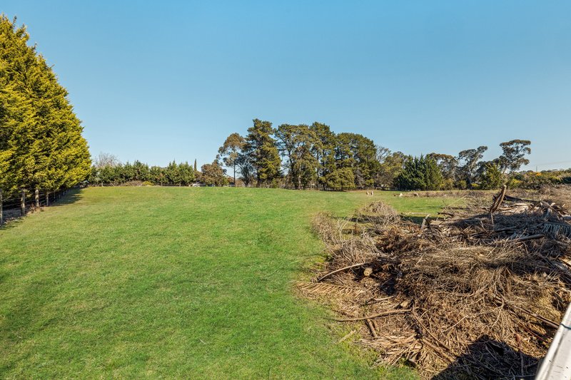 Photo - 8 Fletcher Road, Cranbourne South VIC 3977 - Image 23