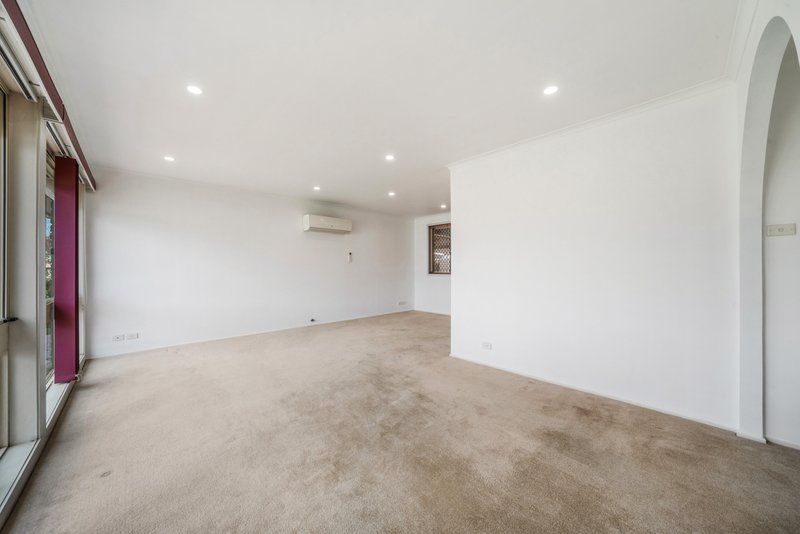 Photo - 8 Flinders Crescent, Hinchinbrook NSW 2168 - Image 2