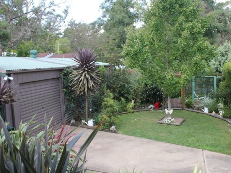 Photo - 8 Florence Street, Bundanoon NSW 2578 - Image 11