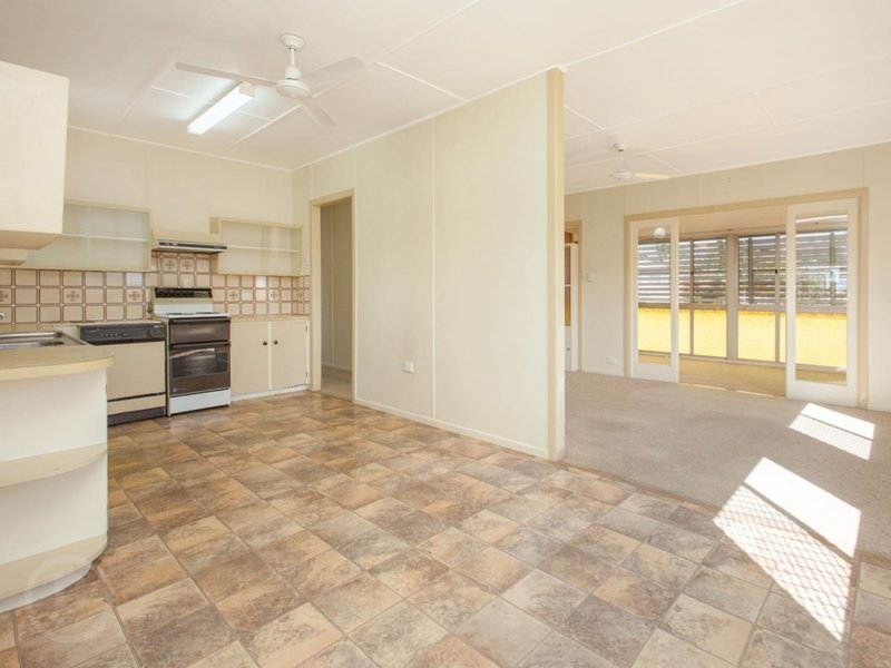 Photo - 8 Folgate Street, Banyo QLD 4014 - Image 4