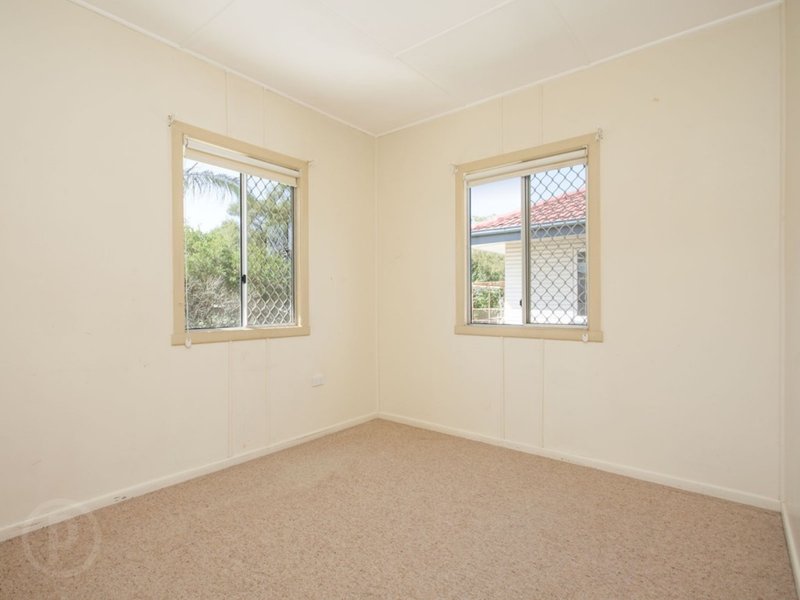 Photo - 8 Folgate Street, Banyo QLD 4014 - Image 10