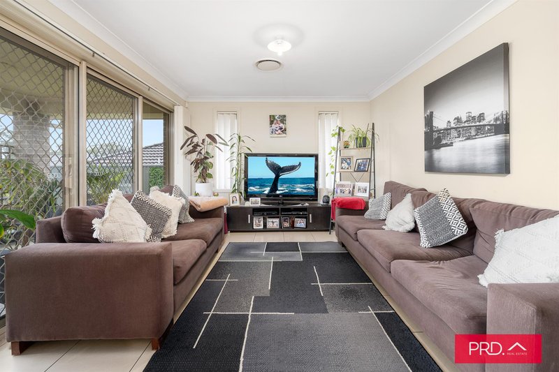 Photo - 8 Folkes Street, Elderslie NSW 2570 - Image 2