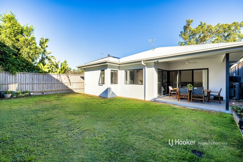 Photo - 8 Forbes Crescent, Upper Kedron QLD 4055 - Image 16