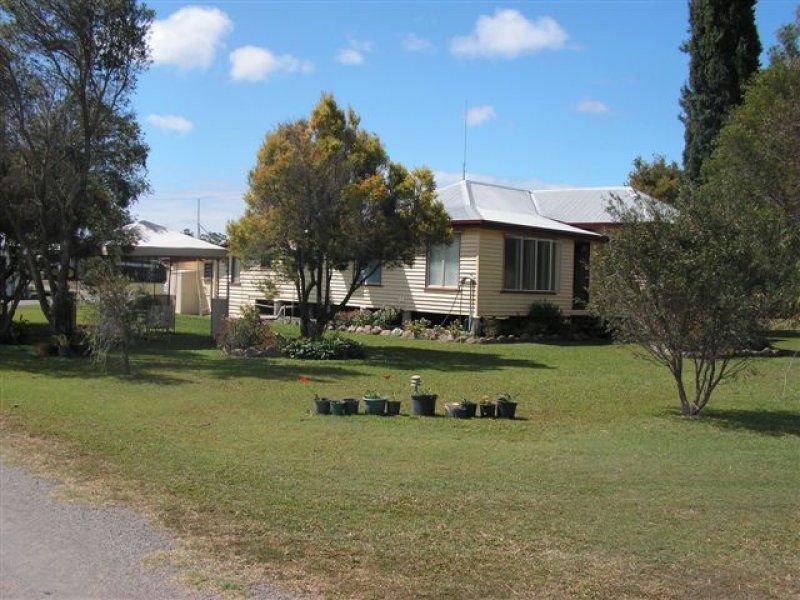 Photo - 8 Forbes Road, Bloomsbury QLD 4799 - Image 12