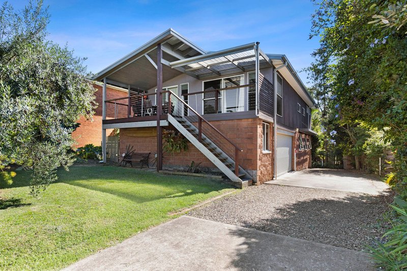 8 Forest Parade, Tomakin NSW 2537