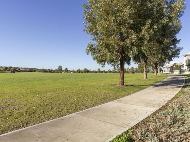Photo - 8 Forestay Turn, Alkimos WA 6038 - Image 4